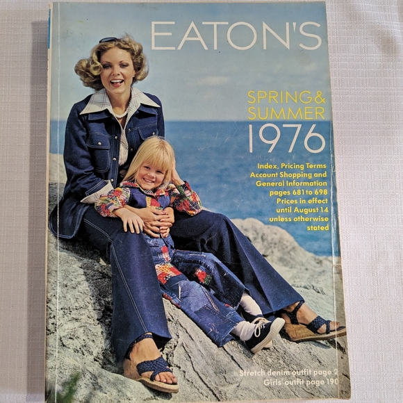 Eaton's 1975 Fall and Winter and 1976 Spring And Summer Catalogues Retro Fashon - Picture 12 of 16